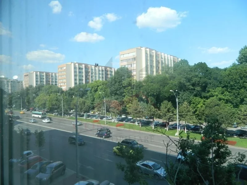 Unirii, Cantemir, bloc stradal, 4 min metrou, 3/8, Apartament 2 camere